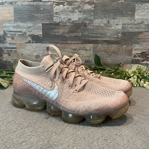 Nike Air VaporMax 'String' Running Shoes Size 9 Women's - Picture 1 of 11